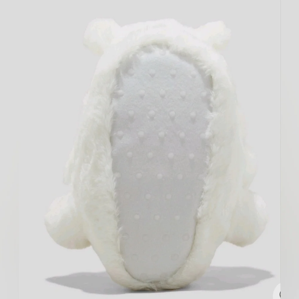 New Target Kid's winter Holiday Christmas Polar Bear Character Slippers size 2-3